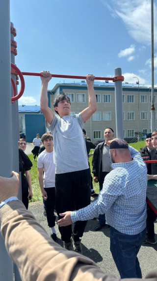 Спортивное соревнование «А ну-ка, мальчики!».